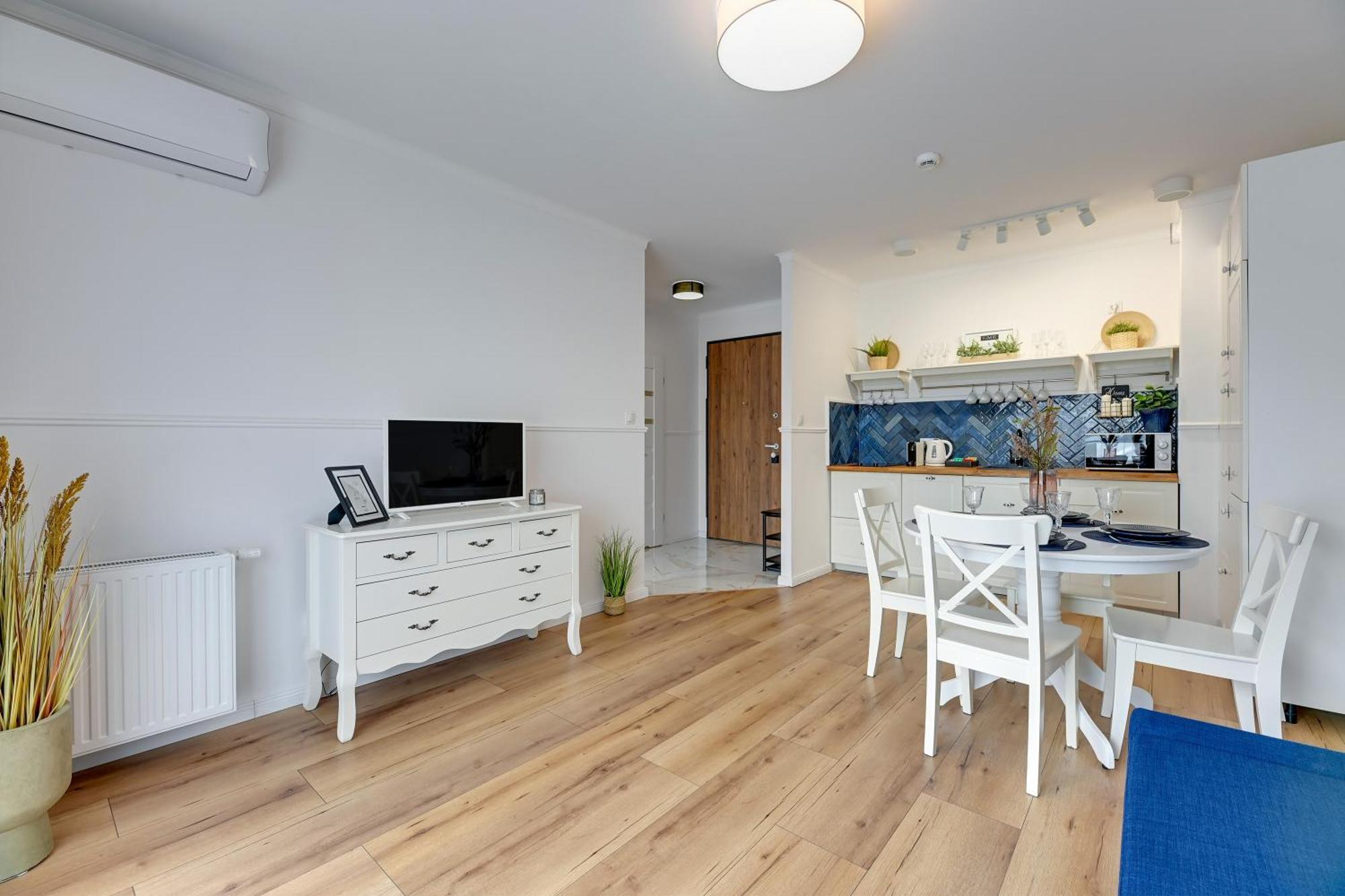 Nadmotlawie Riverside - Parking, Sauna & Gym By Downtown Apartments غدانسك المظهر الخارجي الصورة